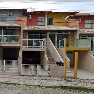 Casa de Férias Sobrado 03 Na De Bombas, Bombinhas