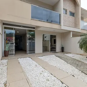 Casa de Férias Ampla E Agradavel Casa Com Jacuzzi Na De Bombas, Bombinhas